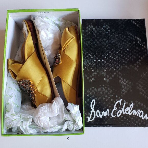 Sam Edelman  Beautiful Gold Satin Beaded Shoes - 8M - Picture 2 of 4